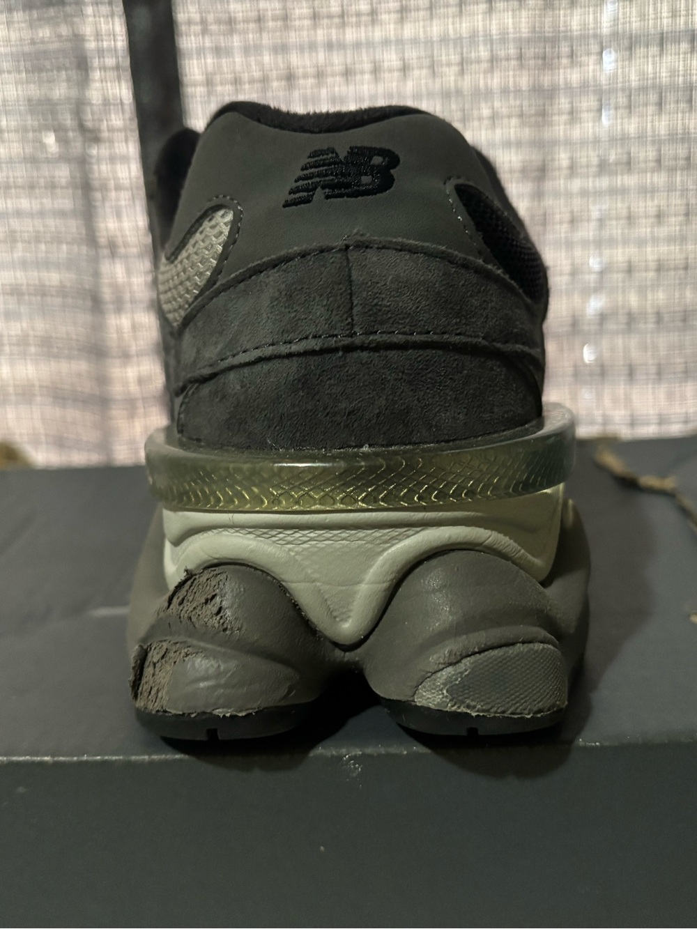New Balance 9060 Black Gray Sneakers – Heavily Worn – Size (6) - Picture 9 of 10